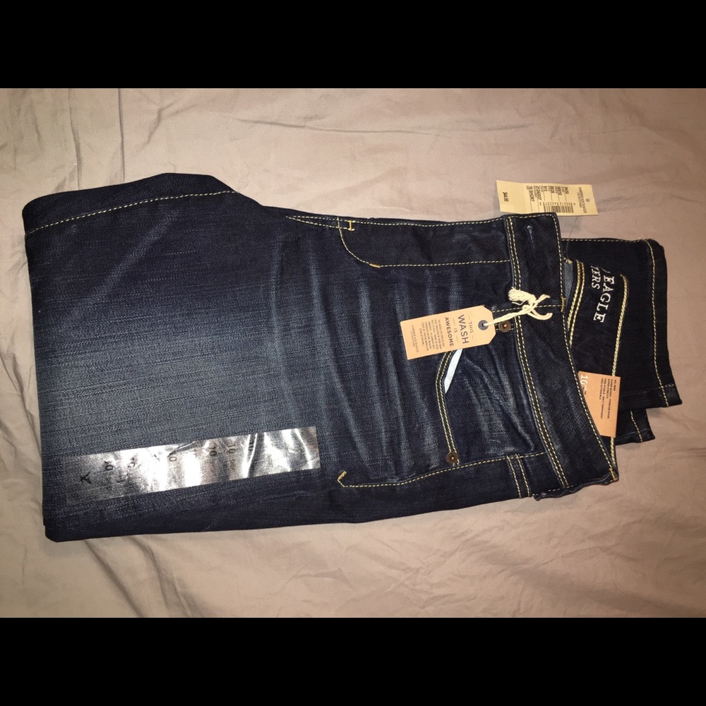 American eagle New with tags size 10 jeans short